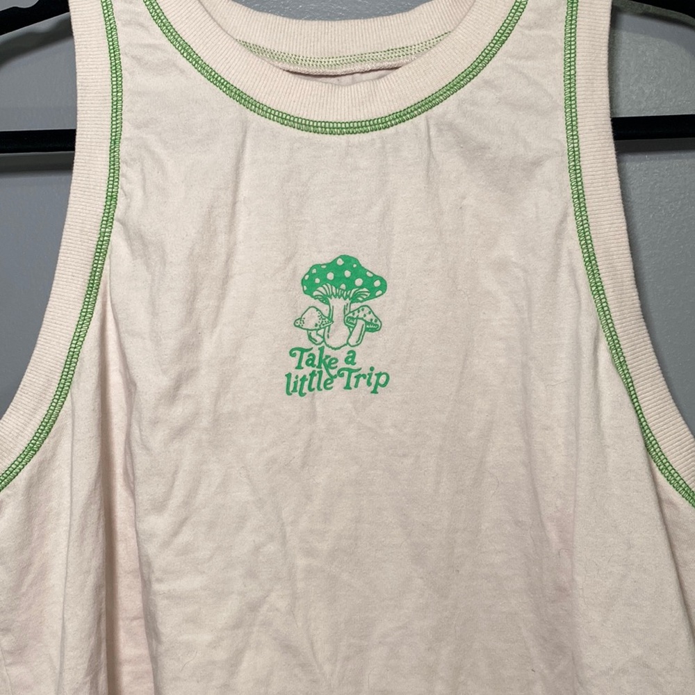 Urban Outfitters Mushroom "Take a Little Trip" Sleeveless Tank Large - Picture 6 of 9